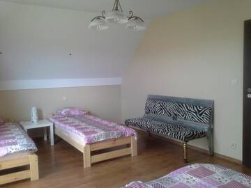 Фото номера Дом с 4 спальнями Дома для отпуска Dom przy Kociej Górze г. Krzczeń 30